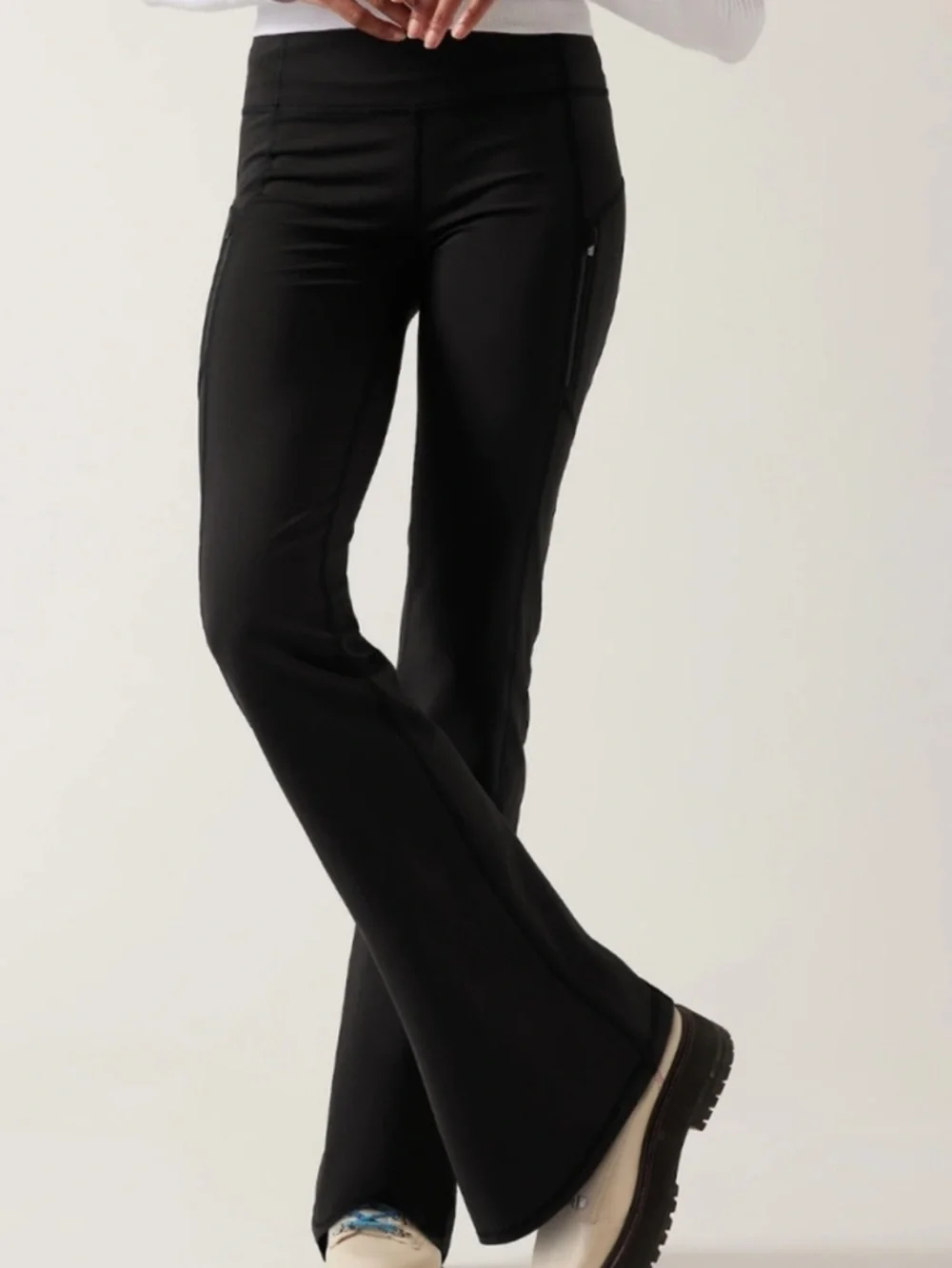 Athleta Fleece Lined Rainier Bootcut Pants Black Size Large Tall - Picture 3 of 16